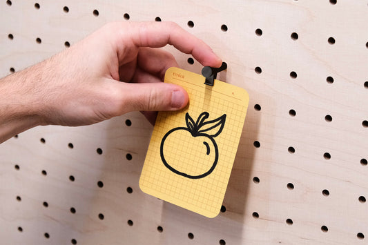 Card Clips and Photo Holder in 3D printing for Pegboard