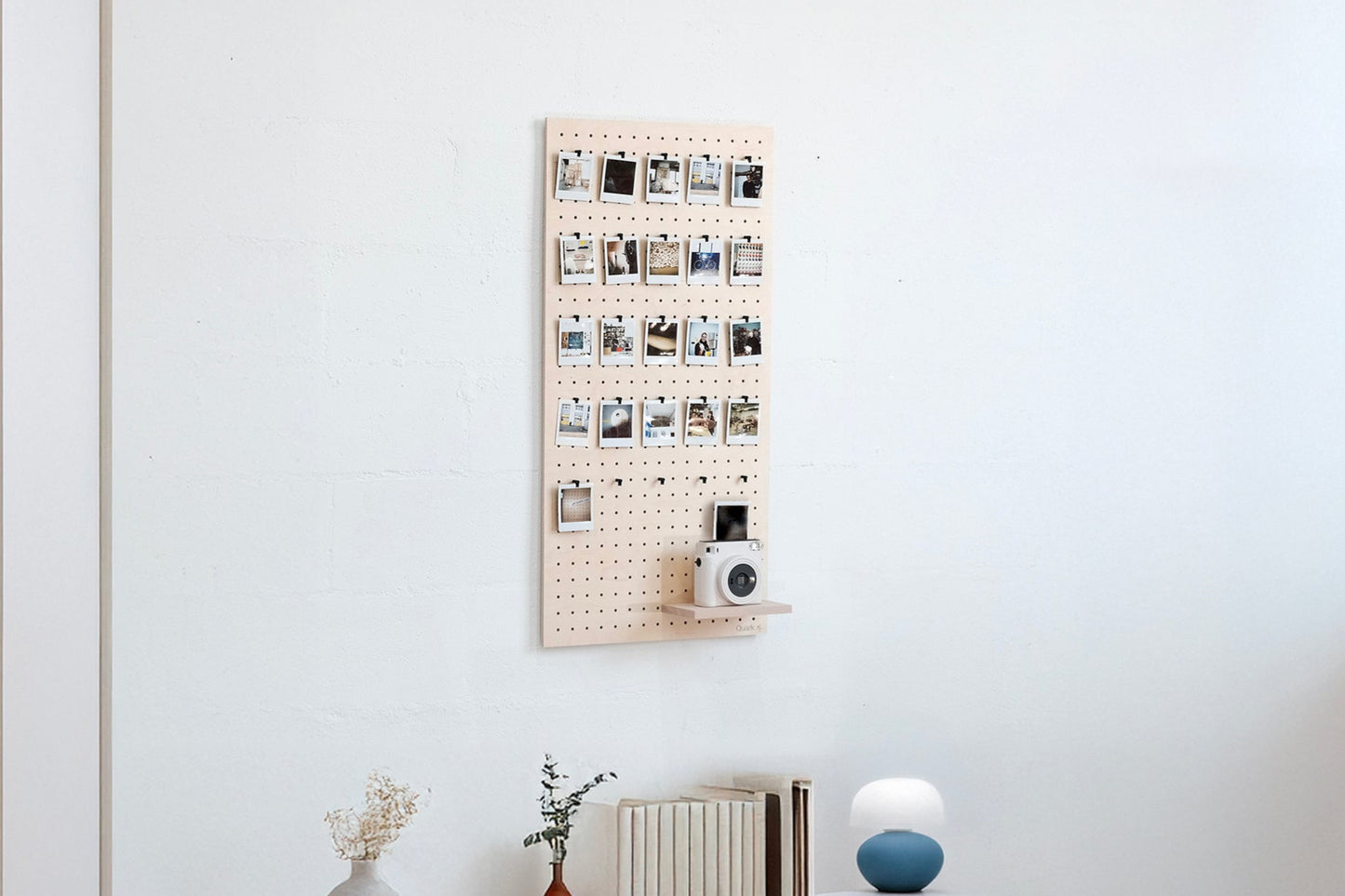 Pegboard Photowall Quark – Le mur de photos pour vos bureaux pour sublimer votre espace