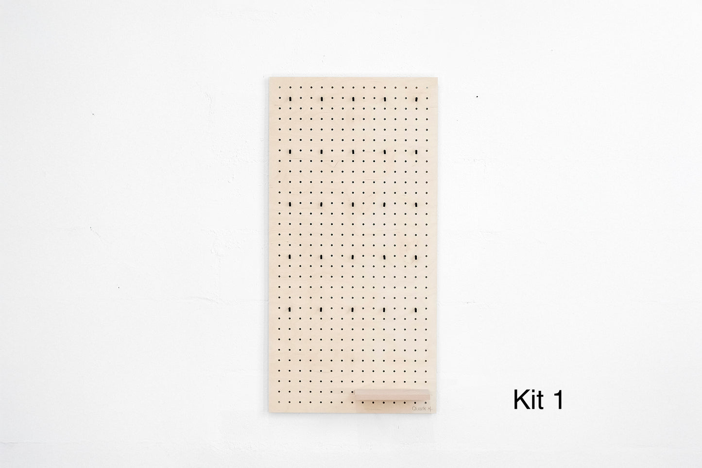 Pegboard Photowall Quark – Le mur de photos pour vos bureaux pour sublimer votre espace